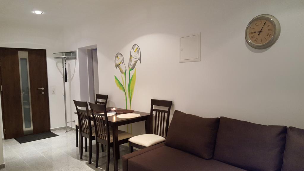 Gaesteappartements Bierfaessl Sinsheim Dış mekan fotoğraf