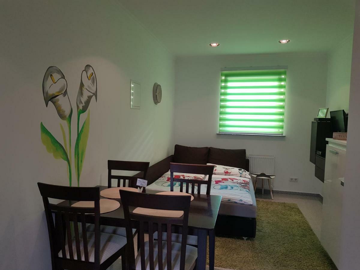 Gaesteappartements Bierfaessl Sinsheim Dış mekan fotoğraf